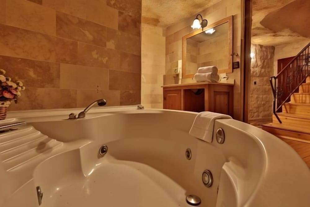 Ascension Cave Suites - Special Class 1