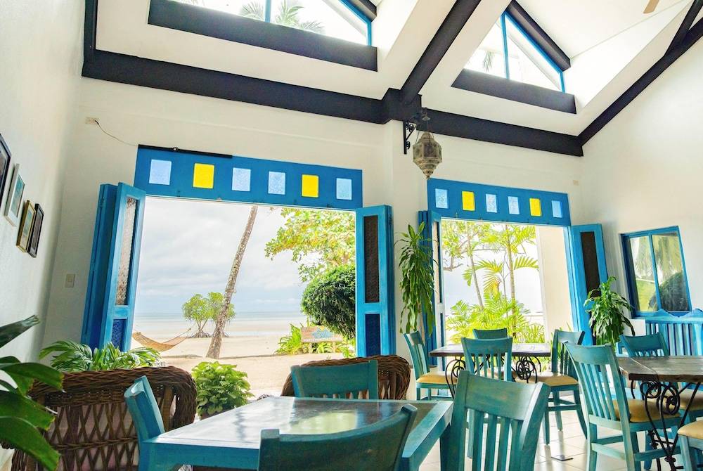Microtel by Wyndham Puerto Princesa 2