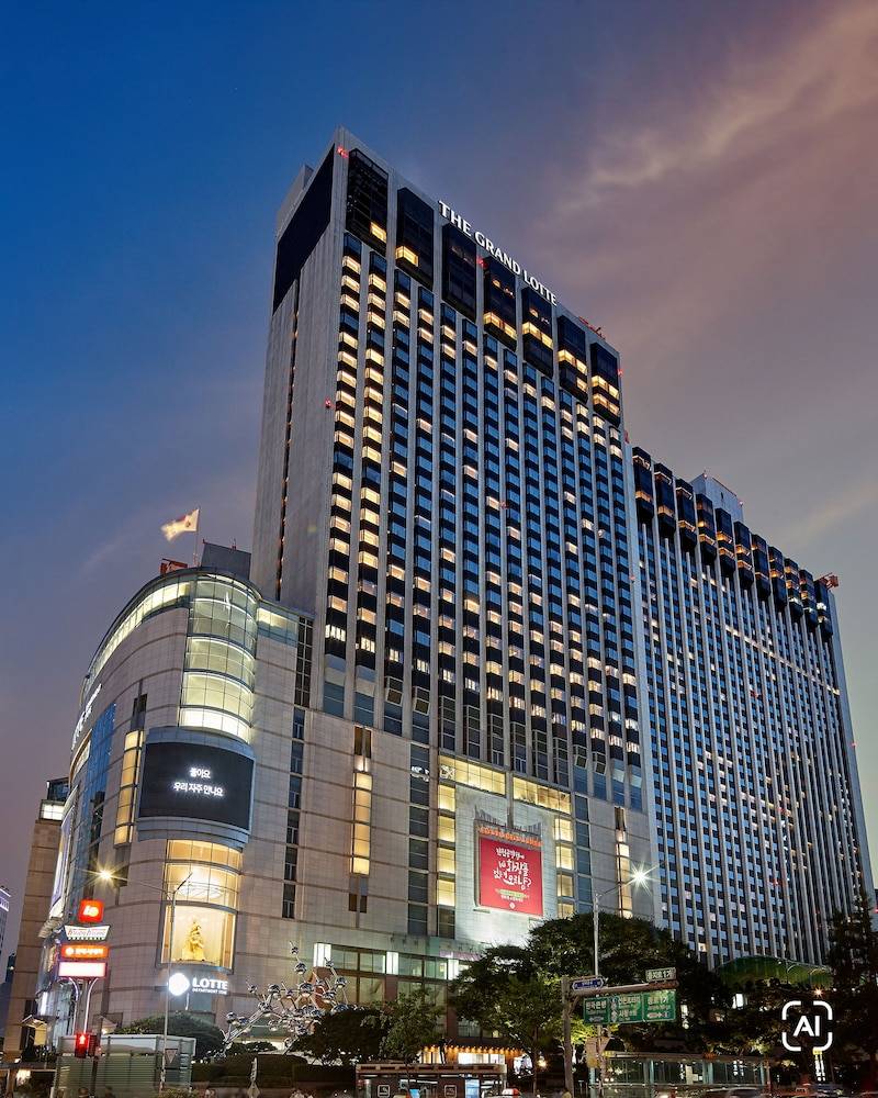 THE GRAND LOTTE SEOUL - Formerly known as Lotte Hotel Seoul 1