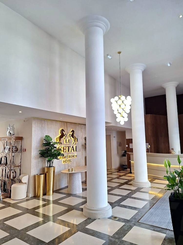 Le Cetai Cannes Beach Hotel 2