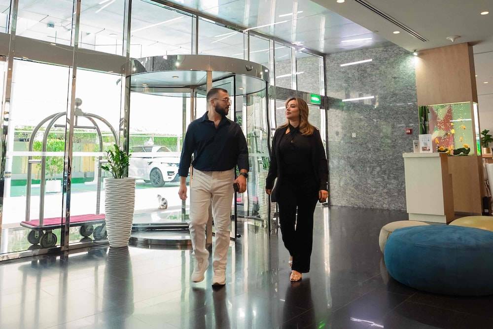 Citadines Metro Central Dubai 2