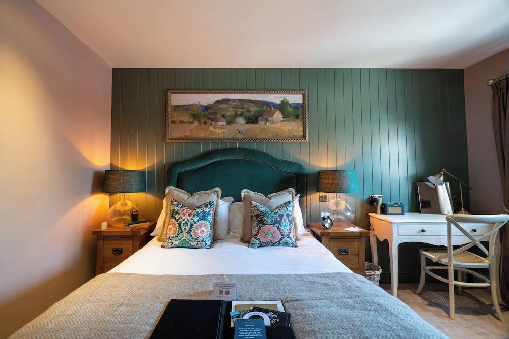 Crown Inn at Tolldown 2