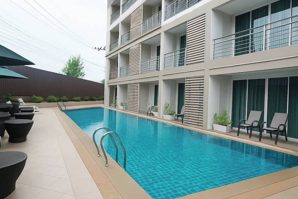 Retreat Resort Pattaya 1