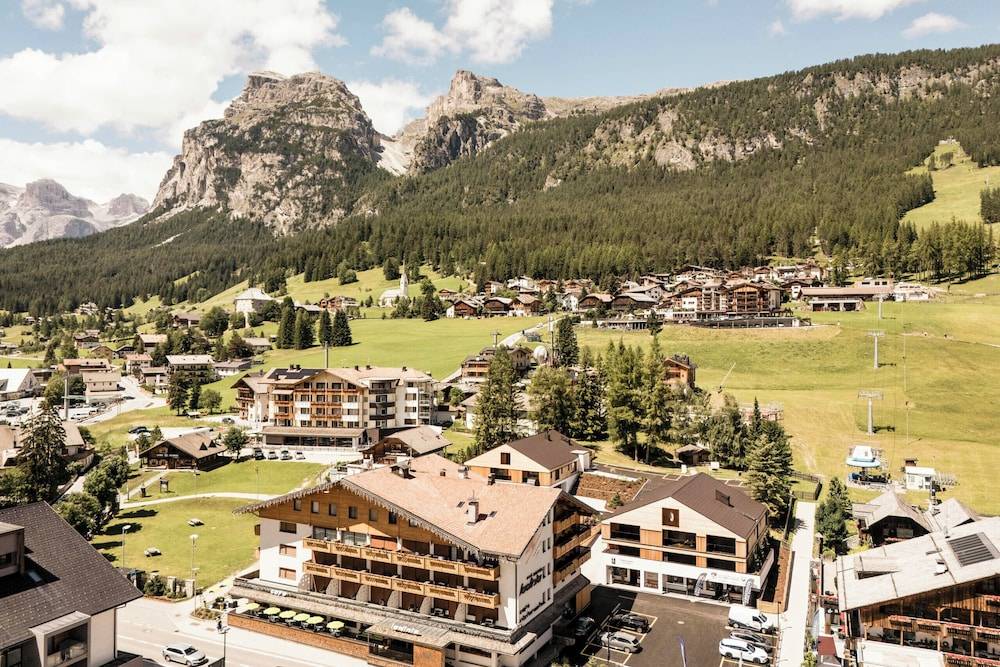 Hotel Ladinia 1