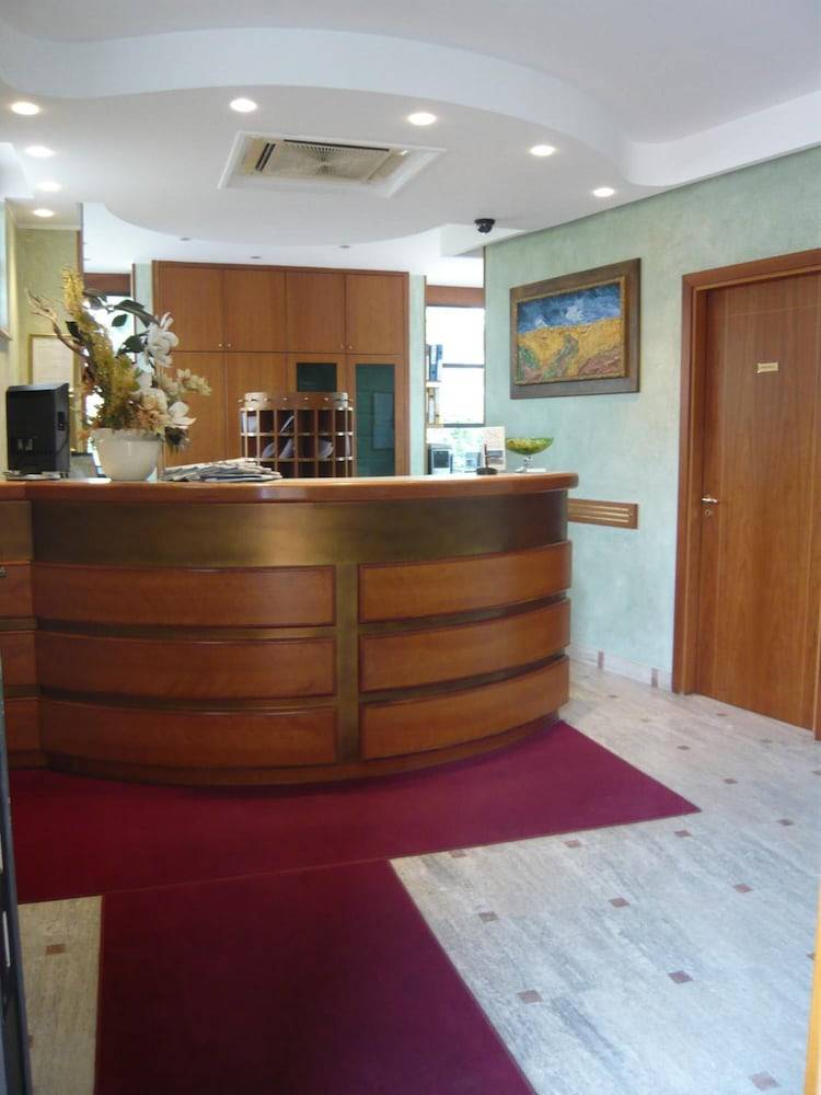 B&B HOTELS Hotel Prestige Ornago 2