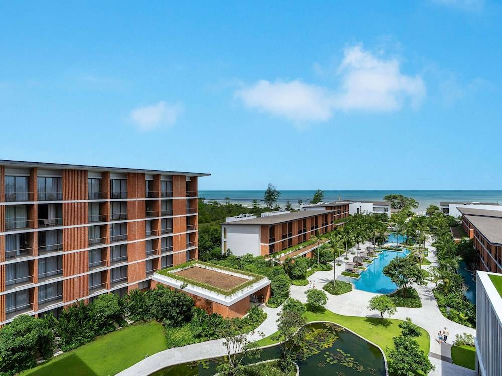 Pullman Khao Lak Resort 1