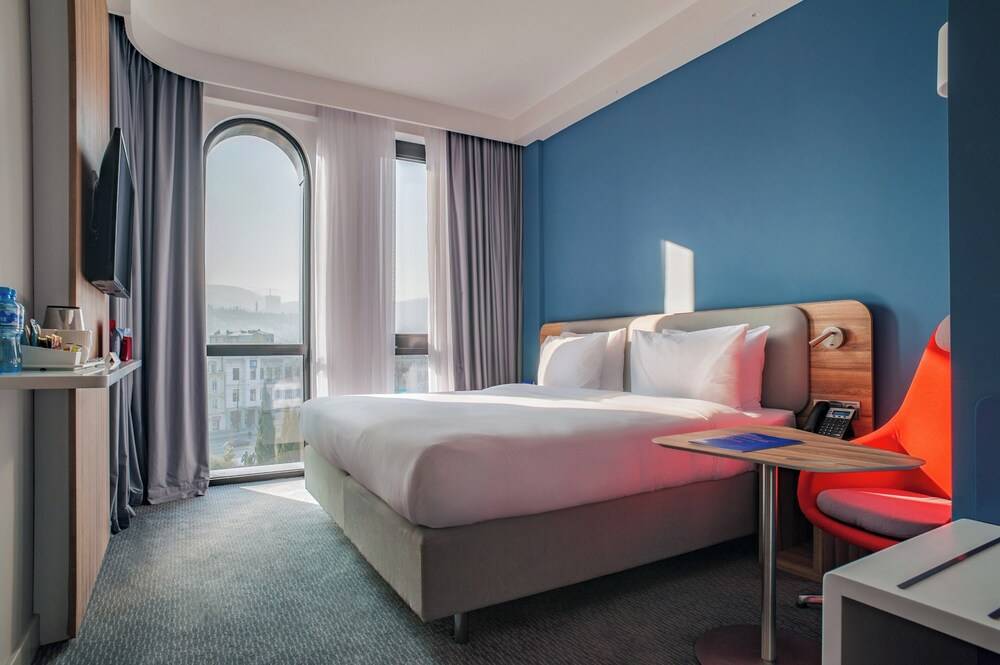 Holiday Inn Express TBILISI AVLABARI by IHG 1