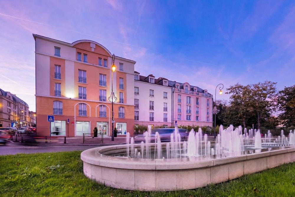 Best Western Hôtel du Château Maisons-Laffitte 1
