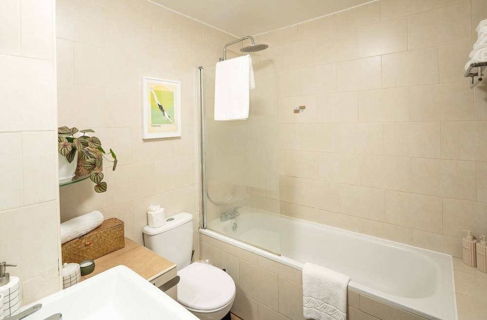 Serene Garden Flat - Steps From Tower Bridge 1