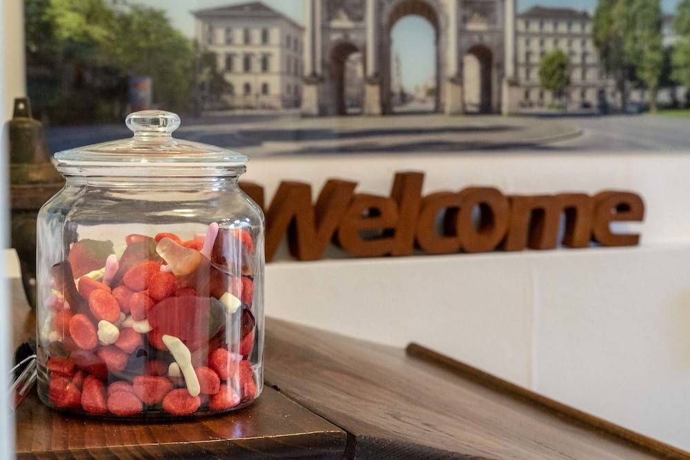 Hotel-Pension am Siegestor 1