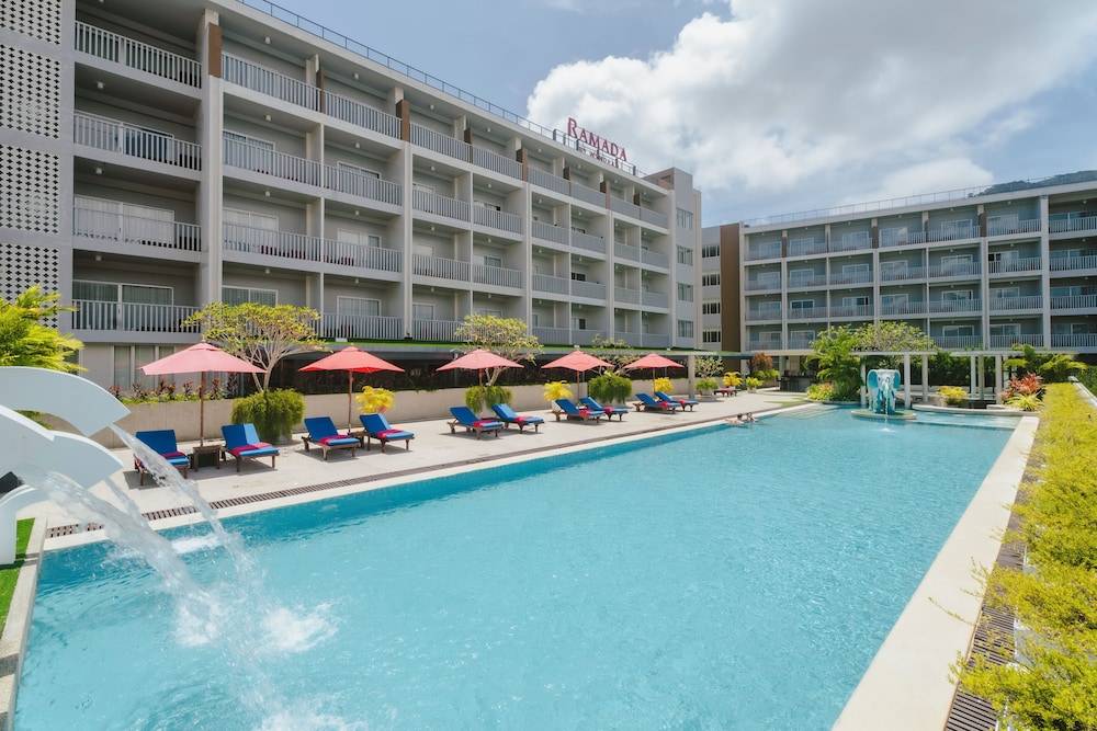 Ramada by Wyndham Phuket Deevana 1