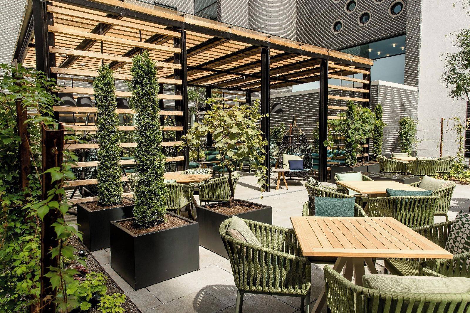 Motel One Stuttgart-Mitte 2