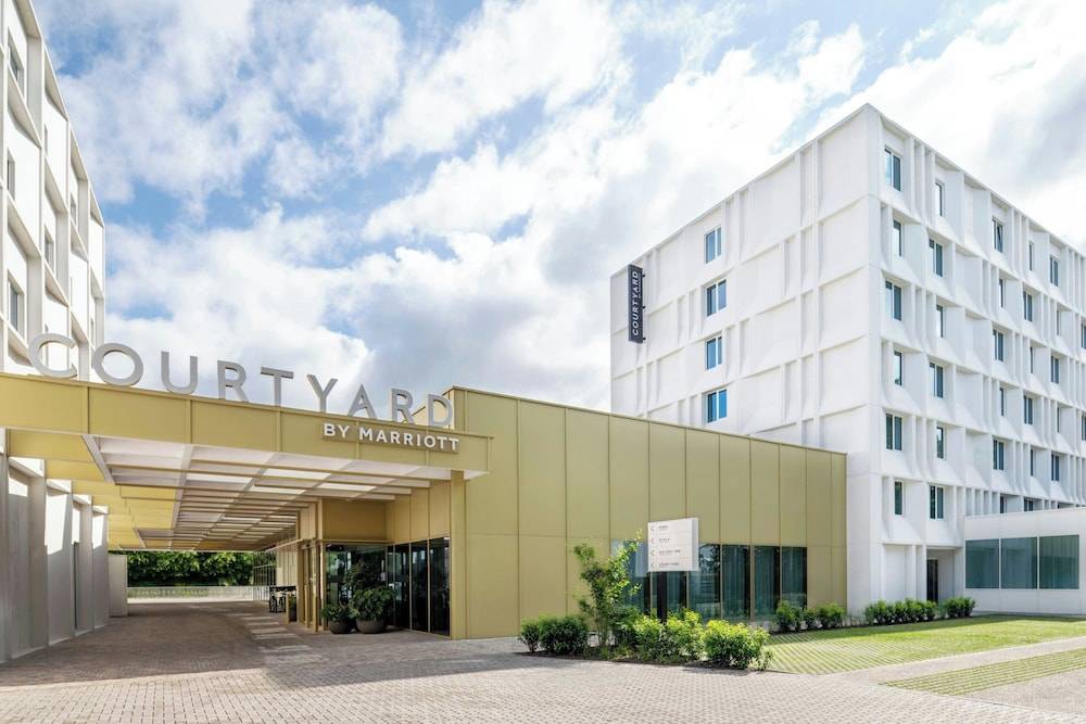 Courtyard by Marriott Ghent 1