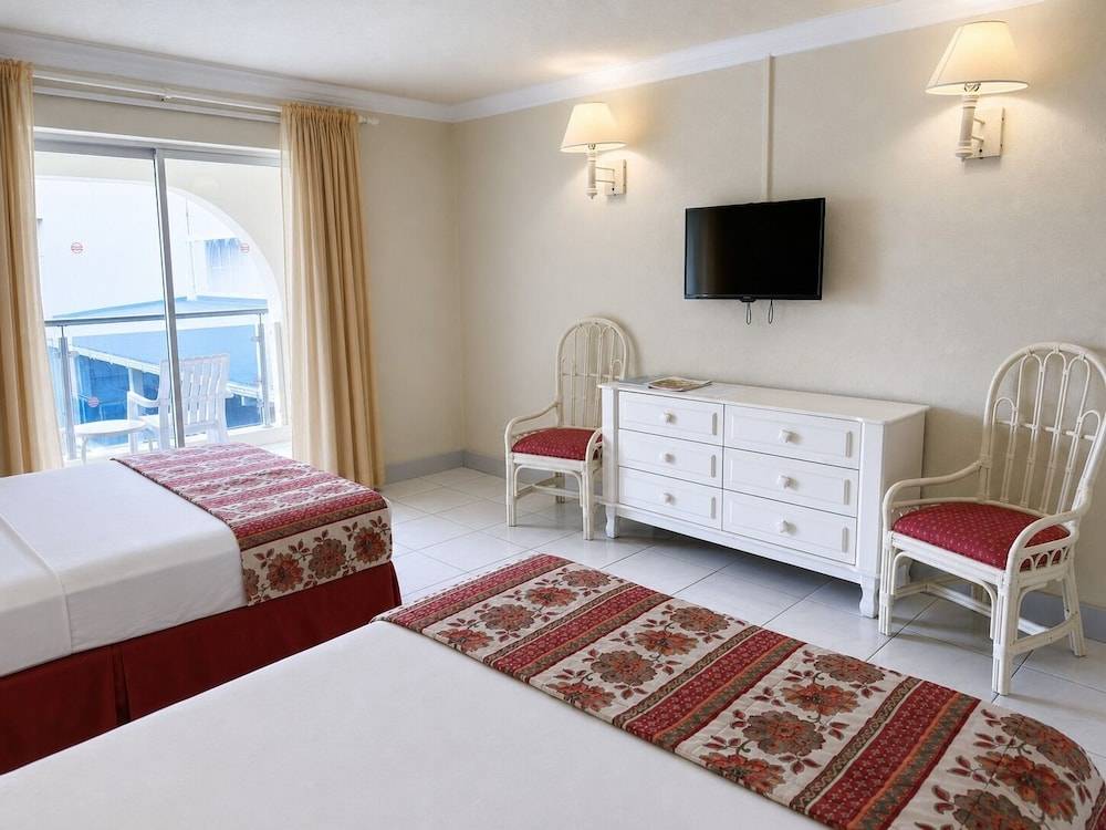 Sunbay Hotel- Daily Breakfast & Beach Access Included 2