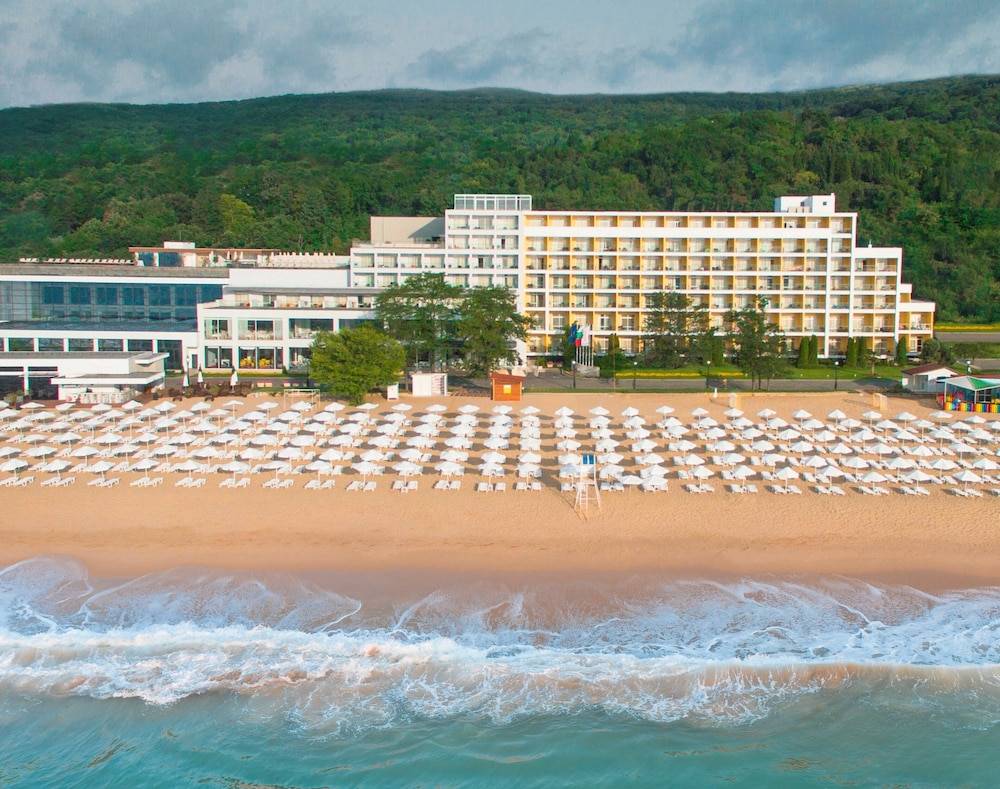 GRIFID Encanto Beach Hotel - MediSPA, Ultra All Inclusive & Private Beach 1