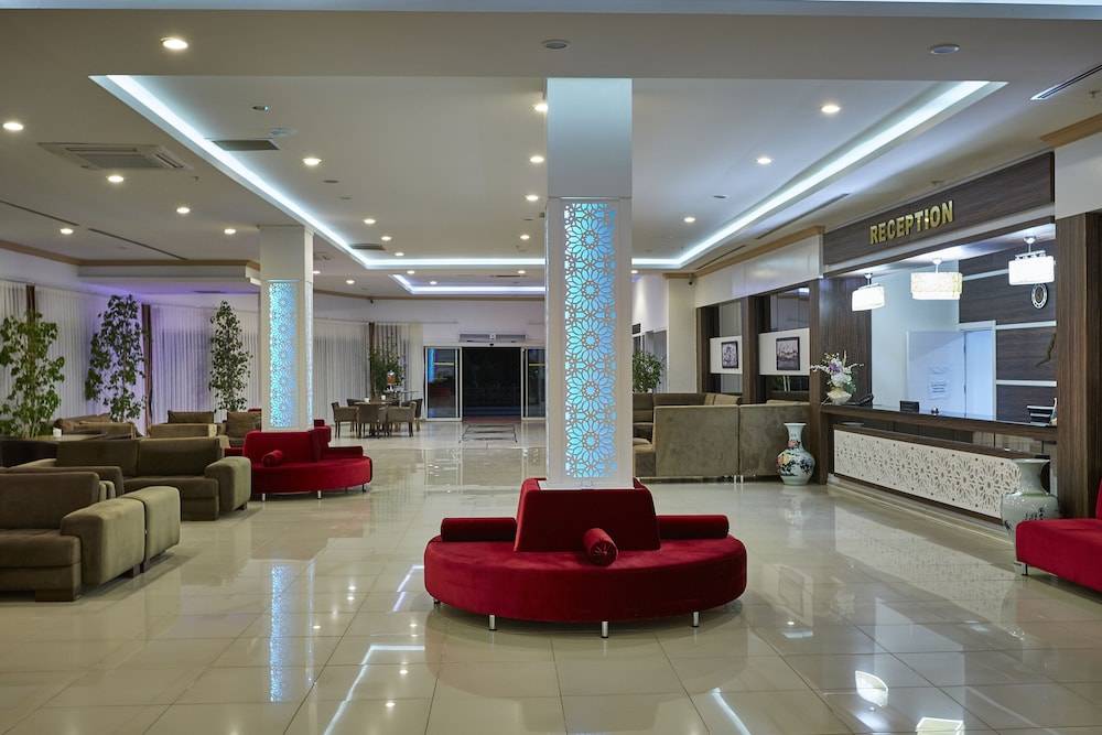 Royal Towers Resort 2