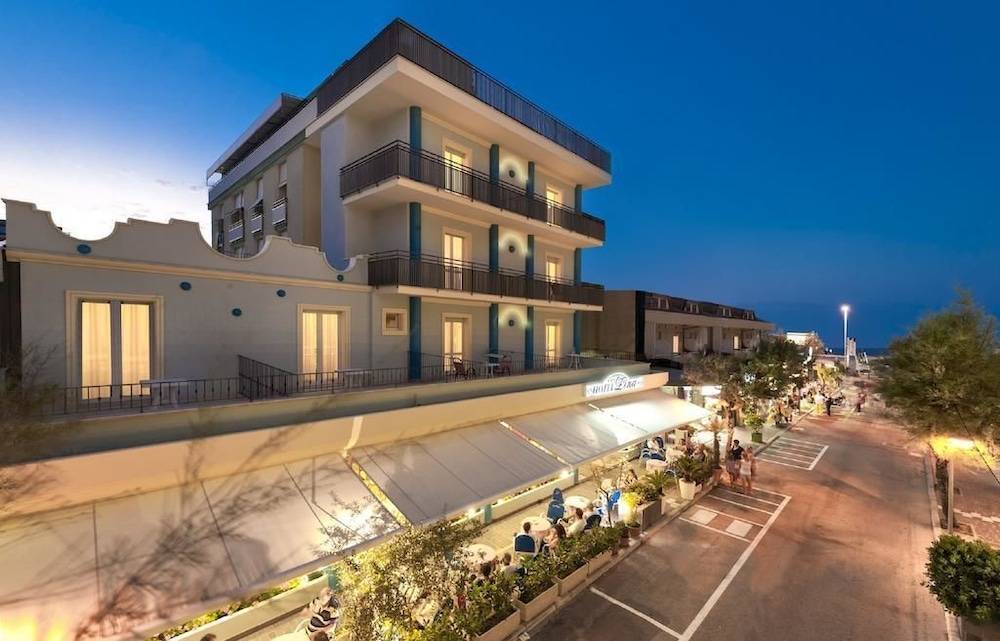 Hotel Lina 1