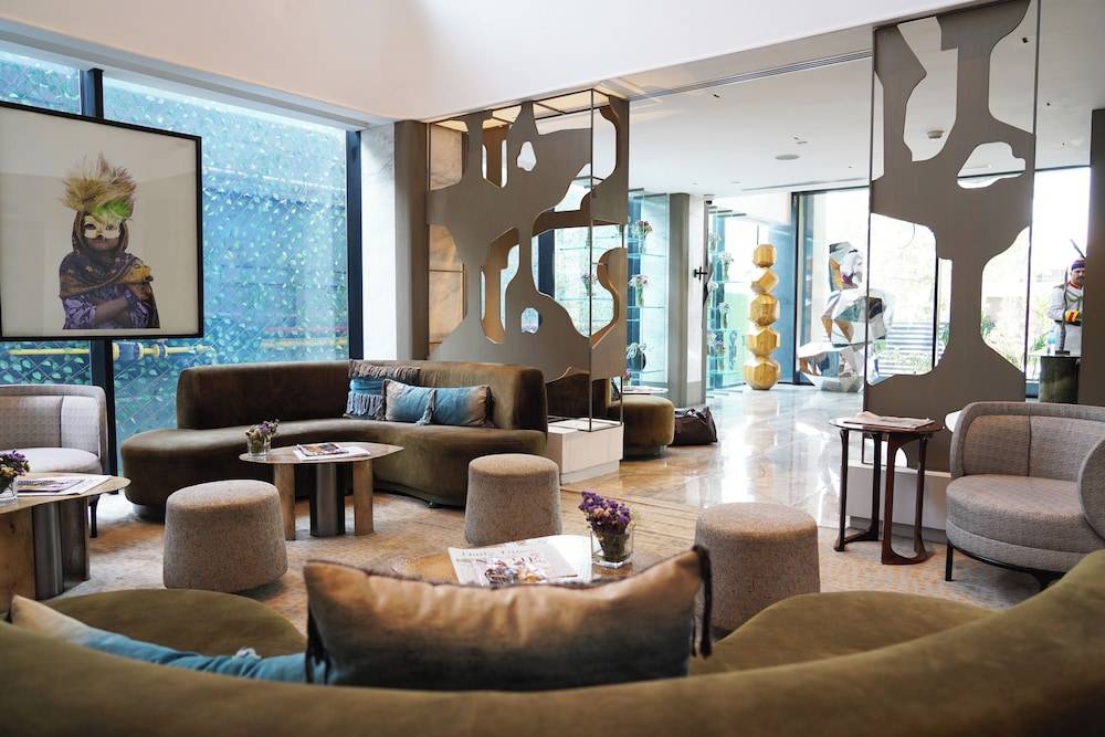 The Nishat Hotel 1