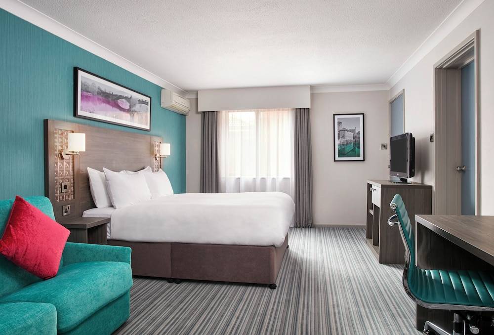 Leonardo Hotel East Midlands Airport - On-Site 1