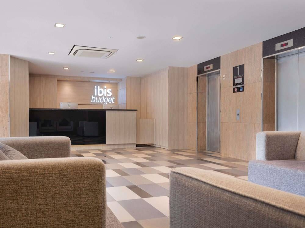 ibis budget Singapore Dahlia 1