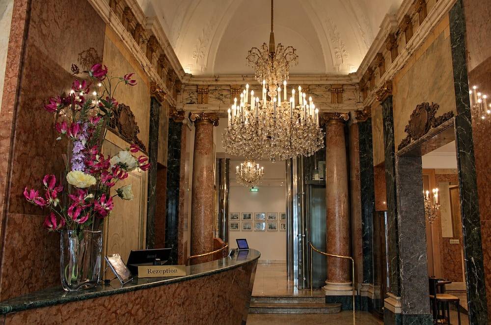 Hotel Ambassador 2