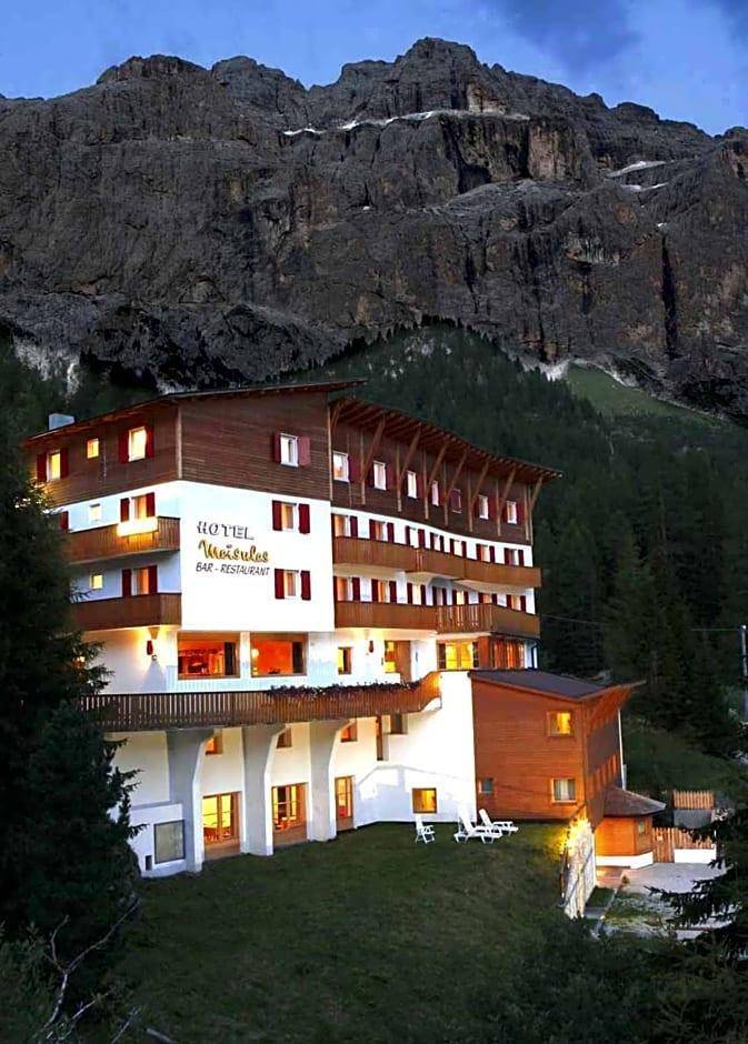Hotel Meisules 2