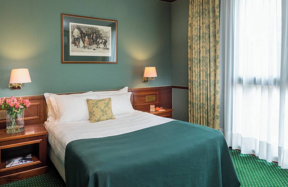 Leonardo Hotel Milan City Center 1