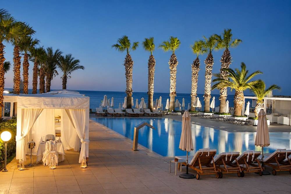 Vrissiana Boutique Beach Hotel 1