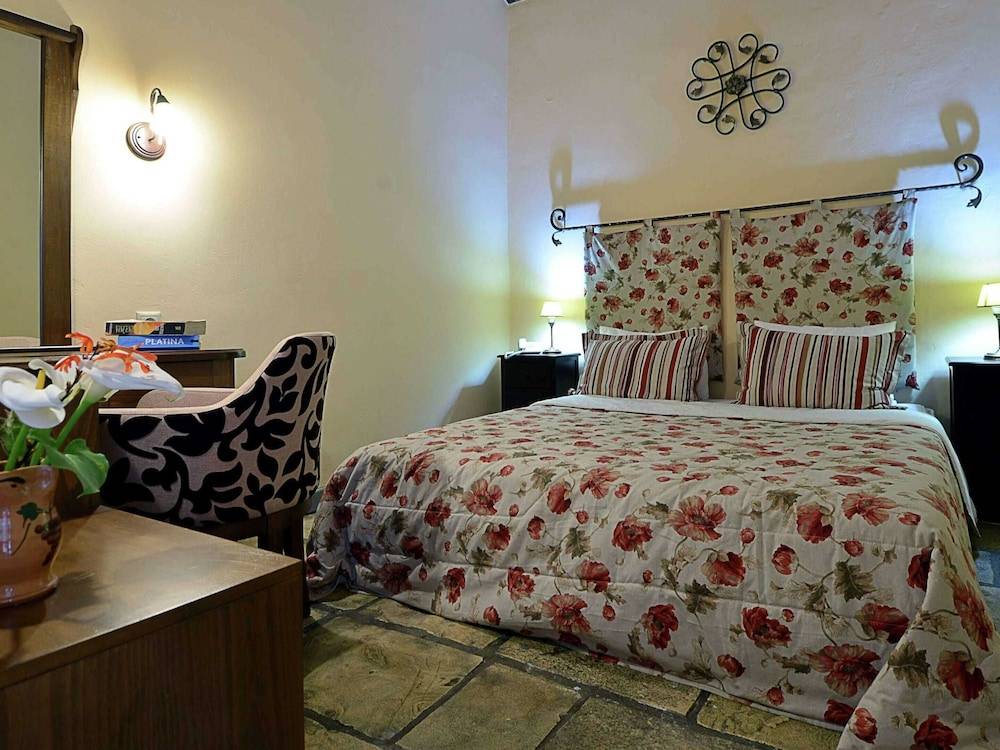 Tranquil Apartment in Paleokastrites with Pool & Garden near Sea 2