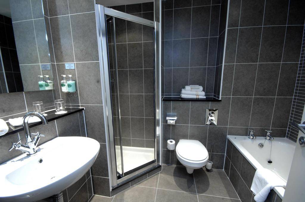 Killarney Court Hotel 1