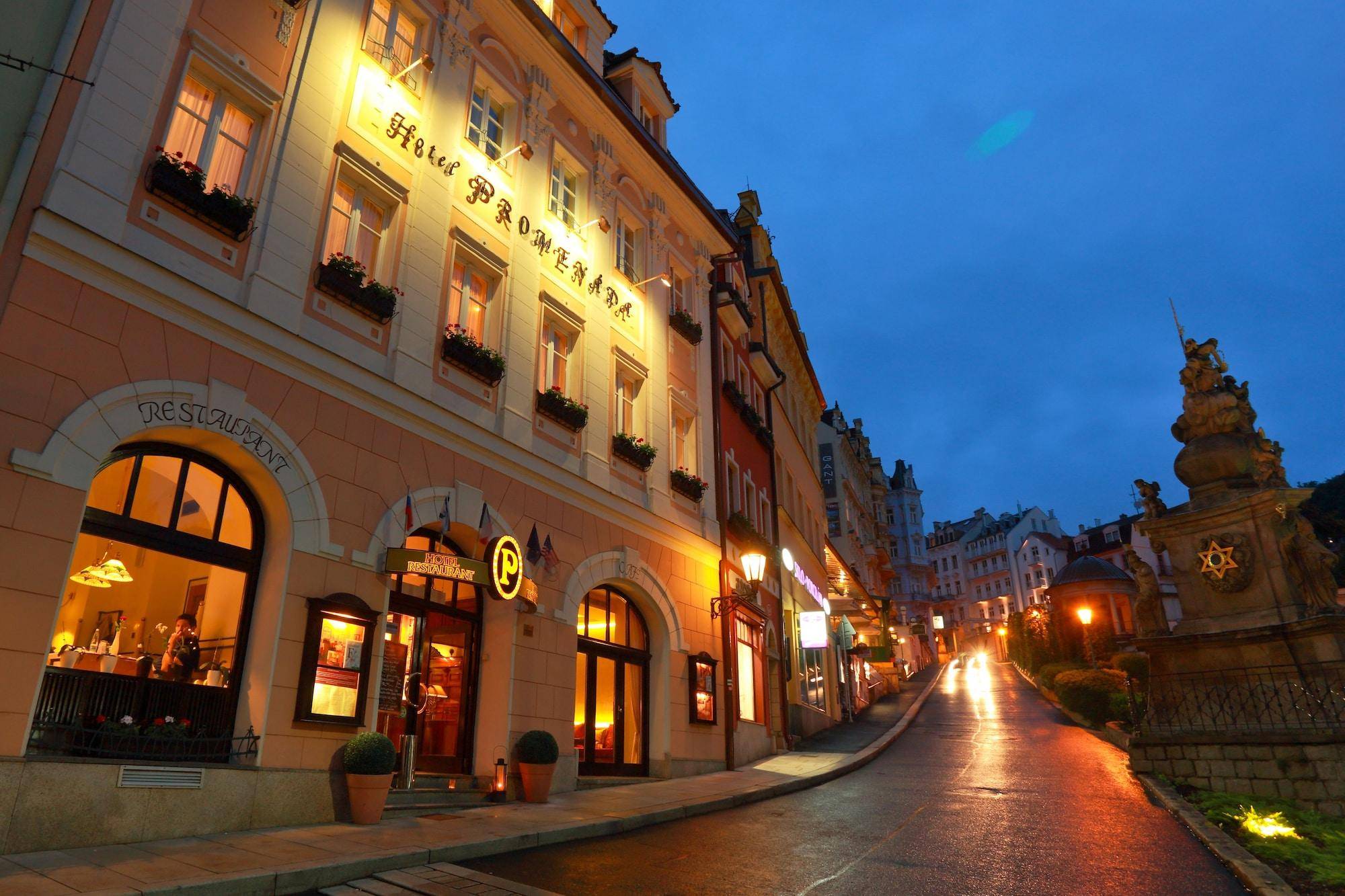 Promenáda Romantic Hotel 1