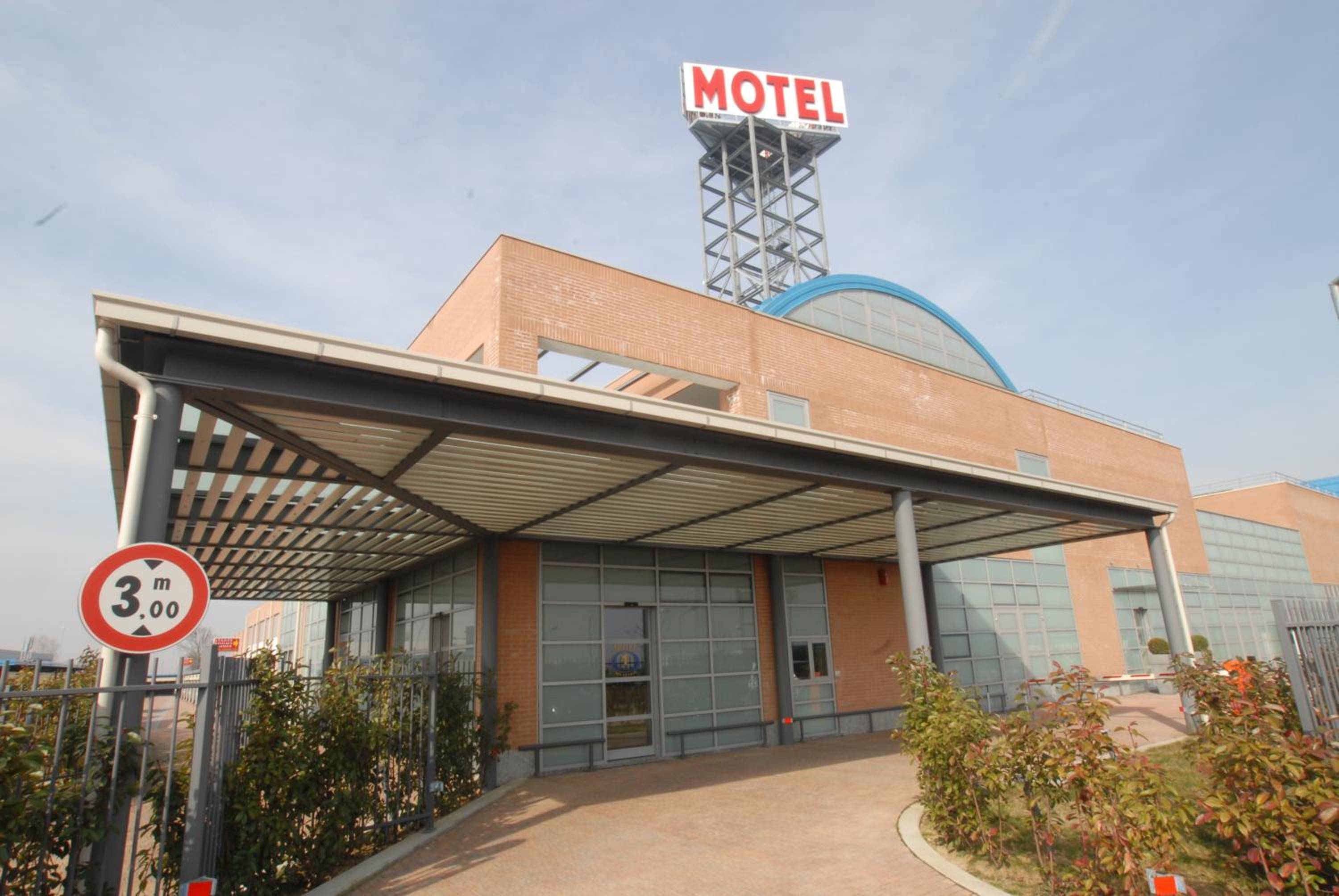 Hotel Motel 2 1