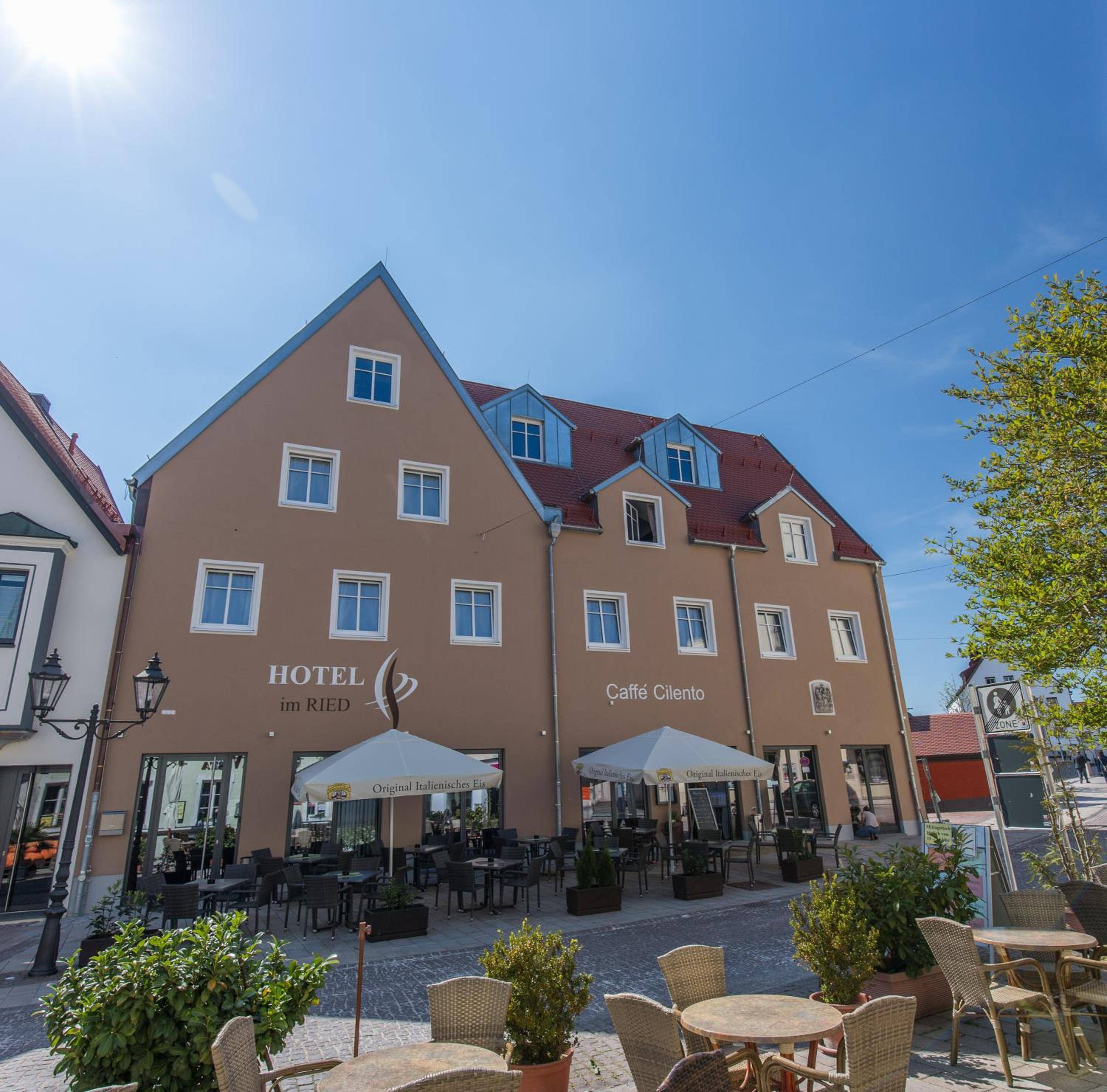 Hotel im Ried 1