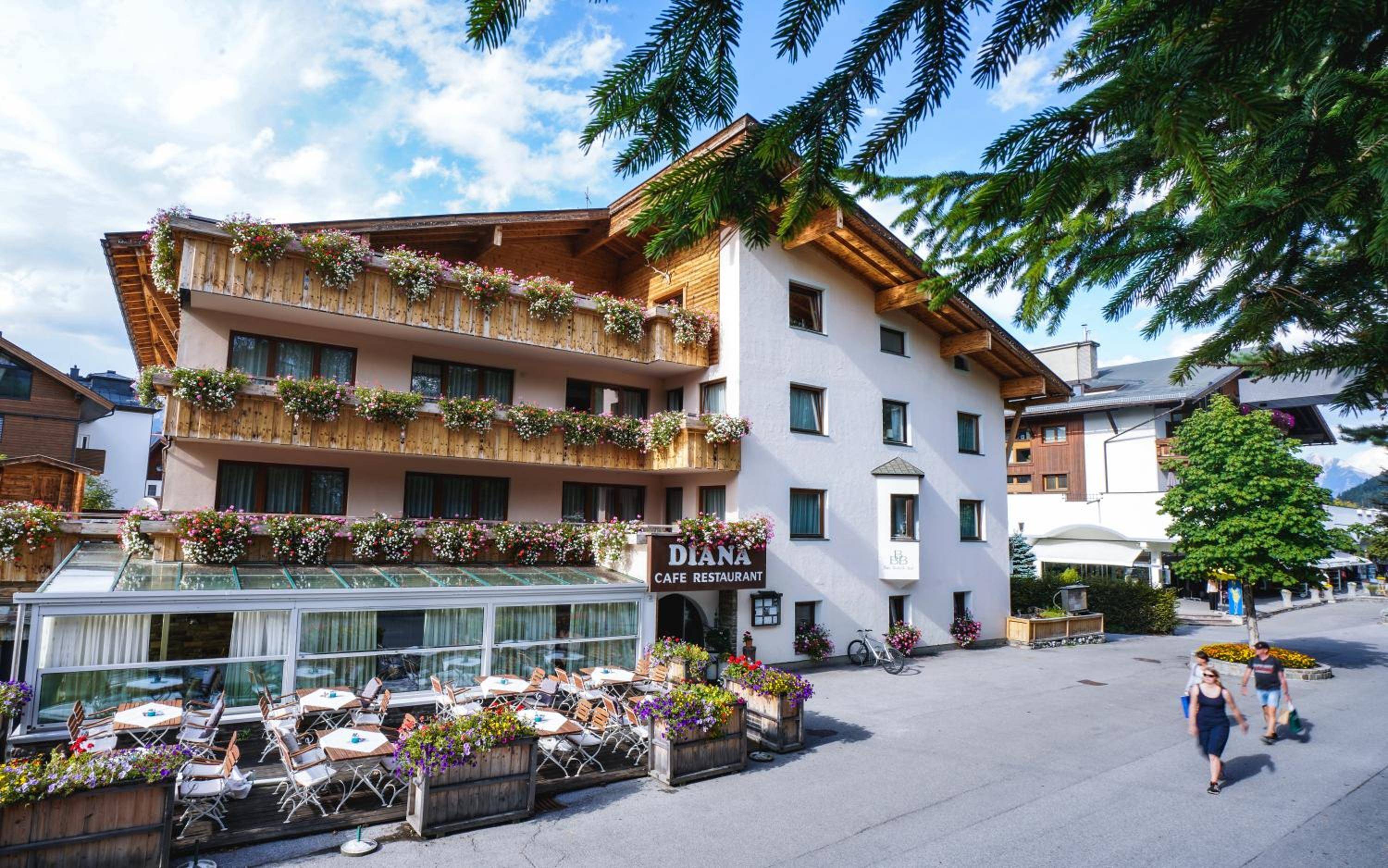 Hotel Diana 1
