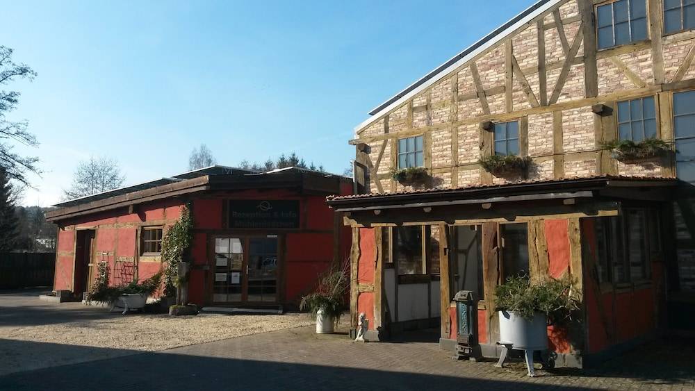 Historische Wassermühle 2