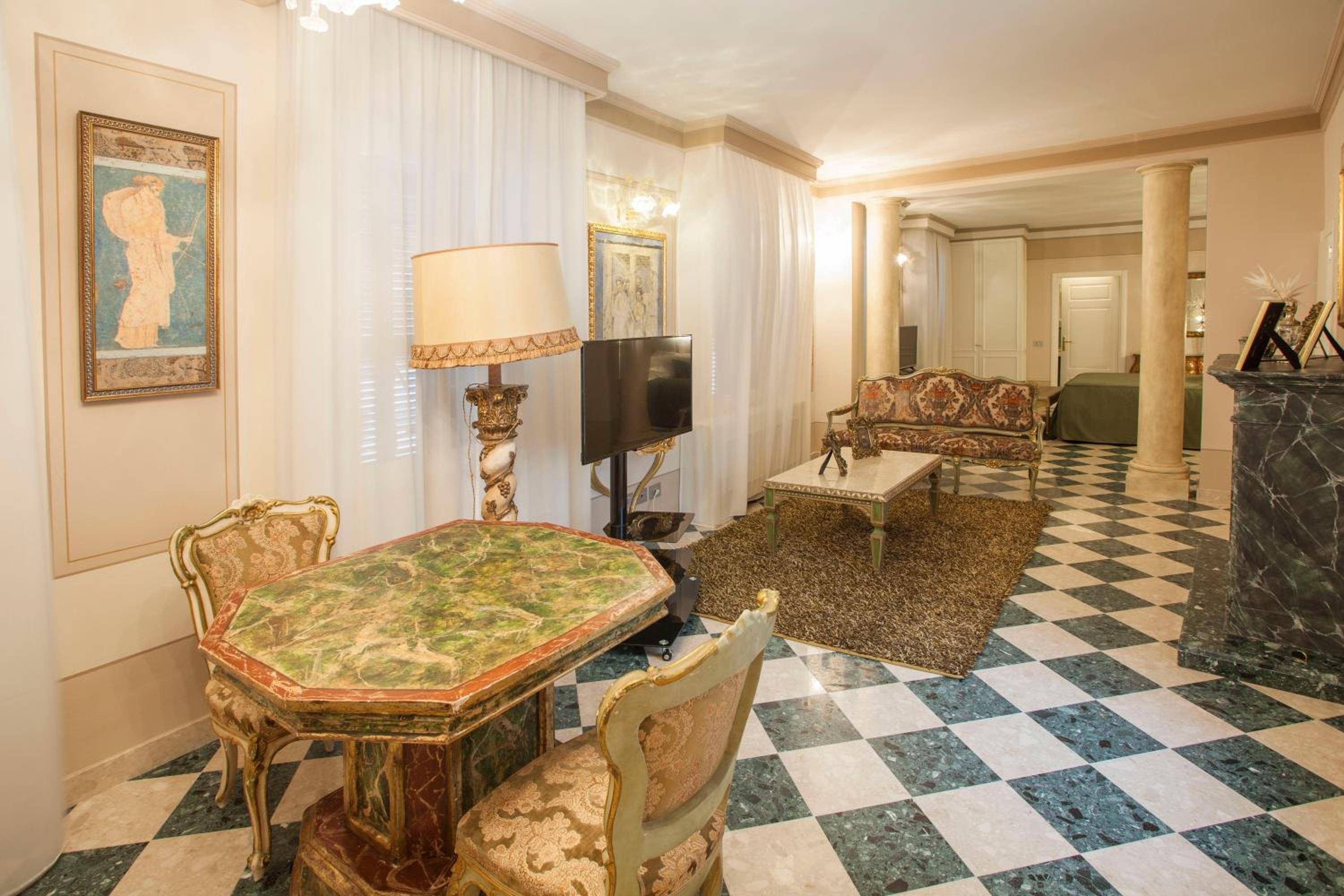 Martins Residence de Luxe 2