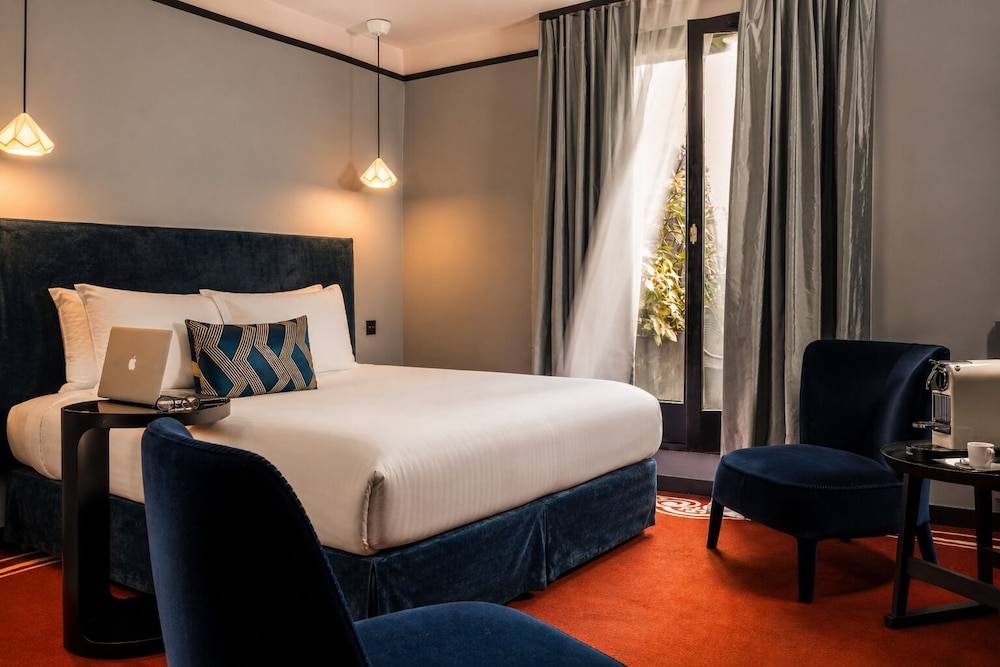 LHotel - face au château - boutique hôtel et séminaires 1