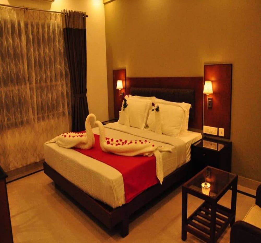 Harbour Hotels 2