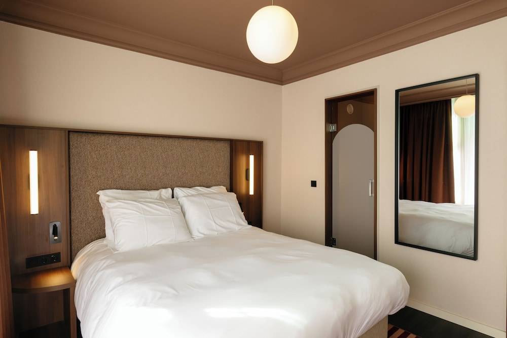 Hotel Vrythof - just a room - digital key by email or SMS 2