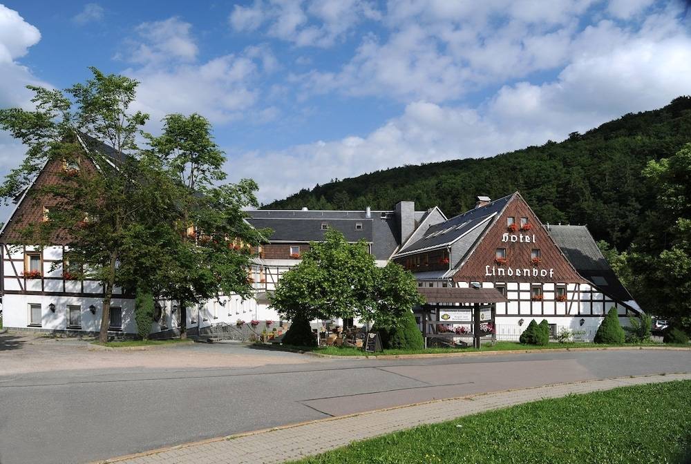 Naturhotel Lindenhof 1