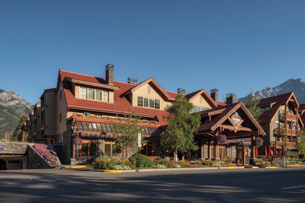 Banff Ptarmigan Inn 1