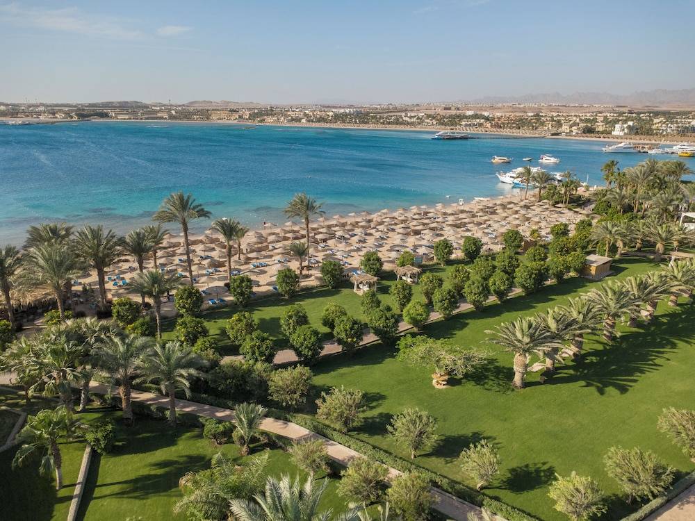 Fort Arabesque Resort, Spa & Villas 1