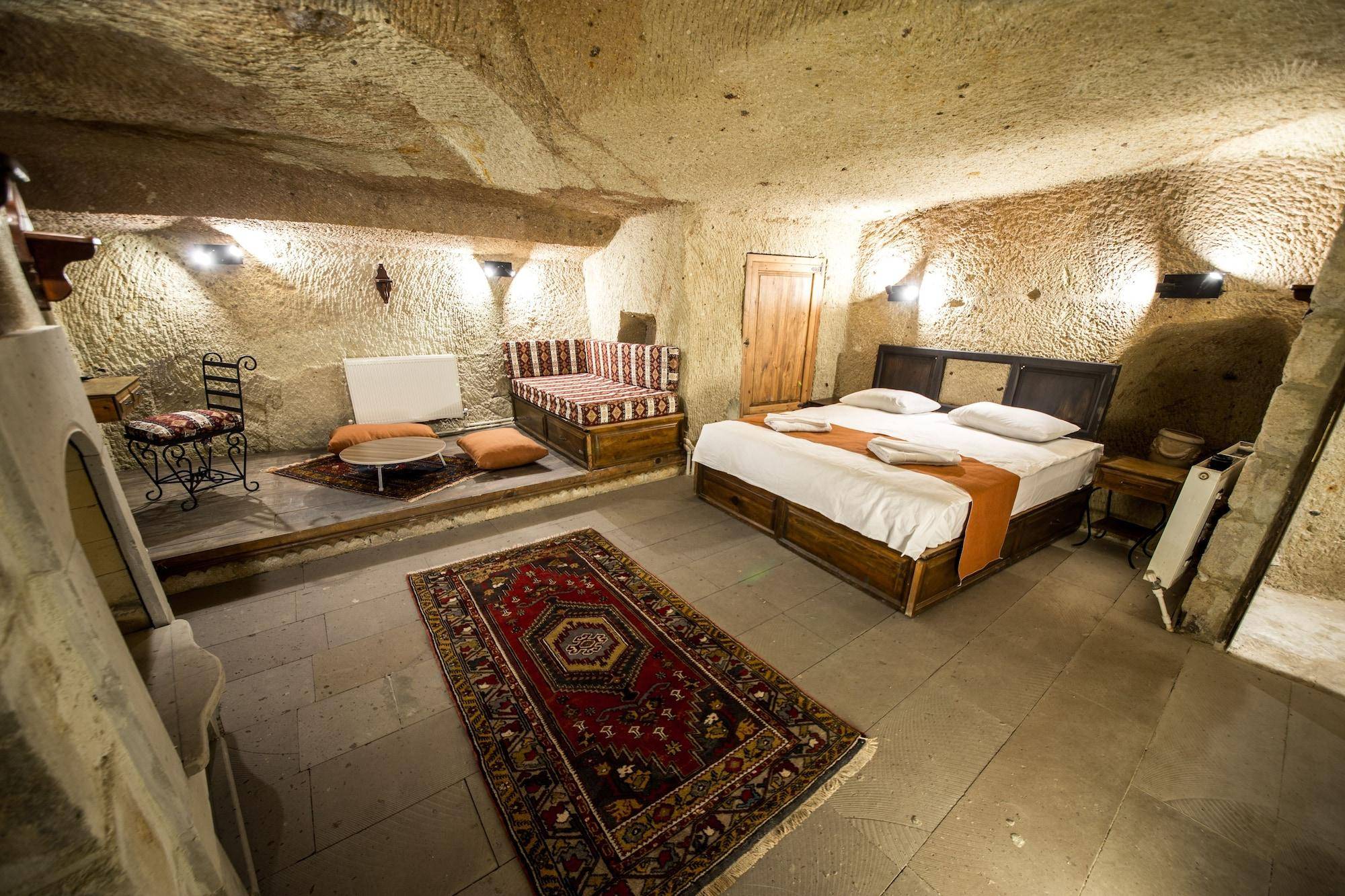 Harkasos Cave Hotel 2