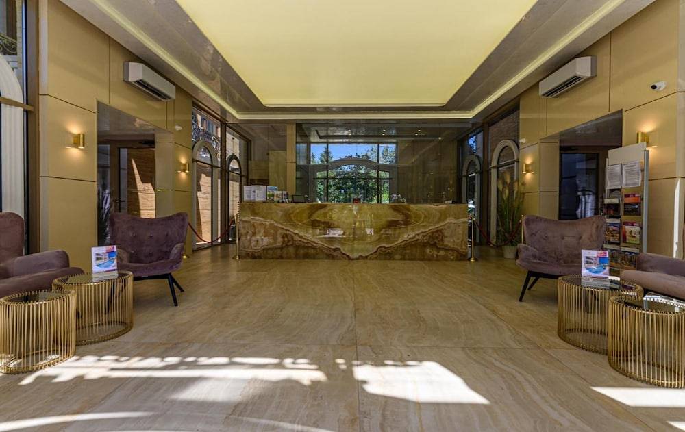 Harmony Suites Grand Resort 2