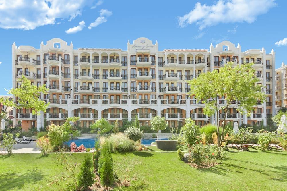 Harmony Suites Grand Resort 1