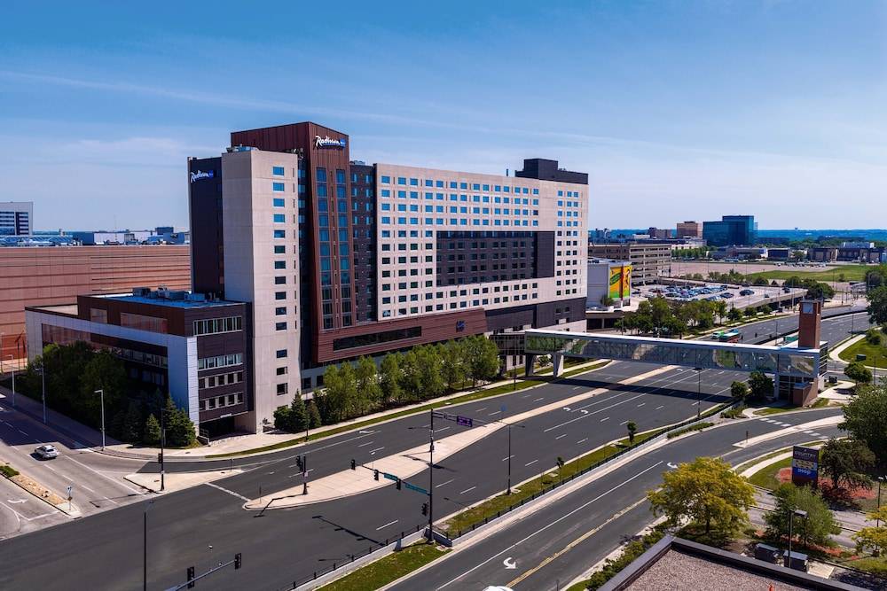 Radisson Blu Mall of America 1