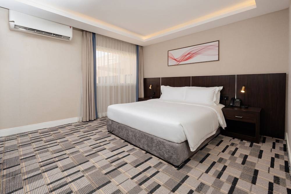 Howard Johnson by Wyndham Riyadh Al Nasiriyah 1
