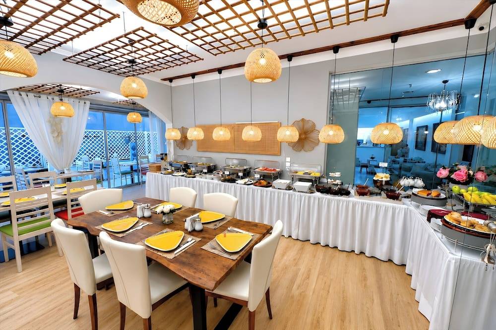 Thalia deco City & Beach Hotel 1