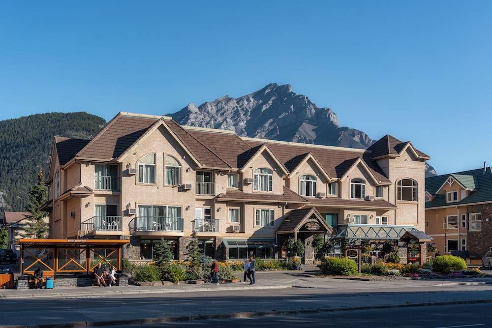 Irwin's Mountain Inn 1