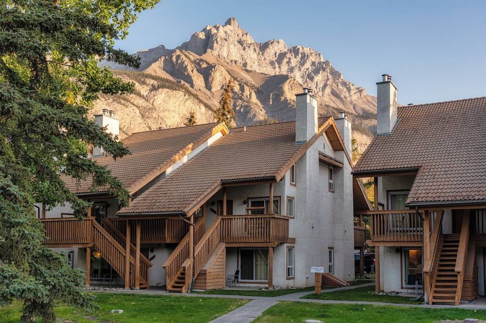 Banff Rocky Mountain Resort 1